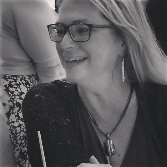 Meet your Posher, Mary - Picture 1 of 1